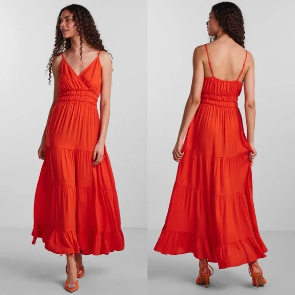 YAS | Yassirala Elegant Maxi Dress - Picture 3 of 9